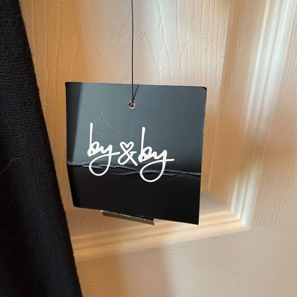 BLACK AND WHITE KNIT SKATER DRESS SIZE XXL BY & BY - Picture 5 of 7